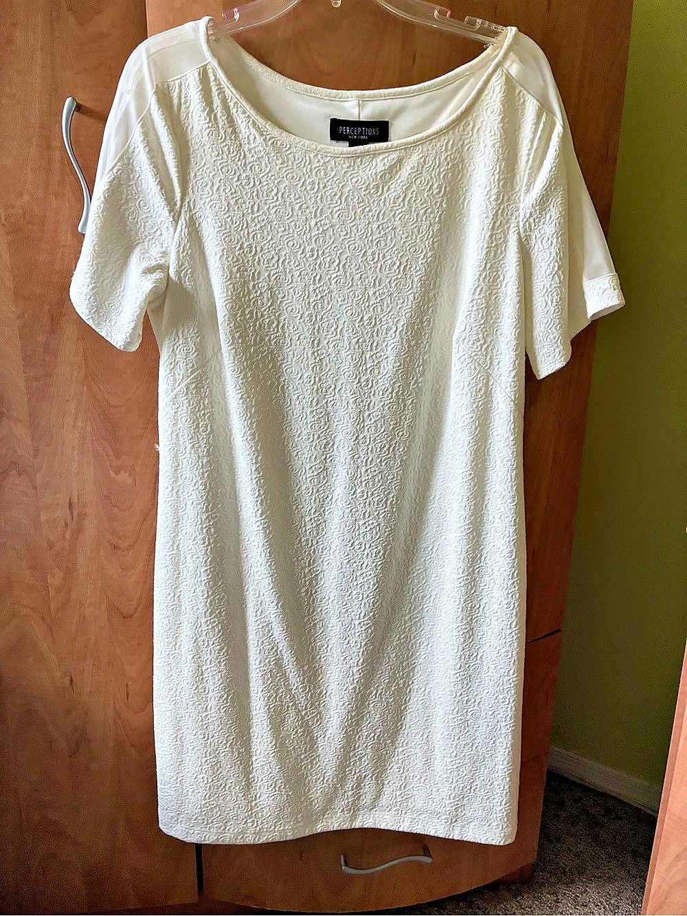 Perceptions New York Textured Mini Dress White Size 14 Like New